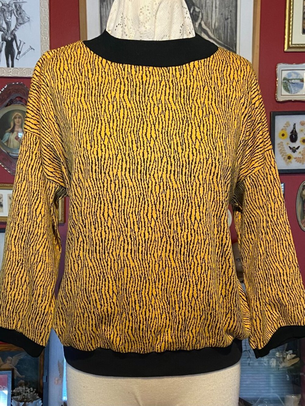 Vintage Wild Tiger Print Shirt 80's to 90's Jackie Scott Brand Yellow and Black